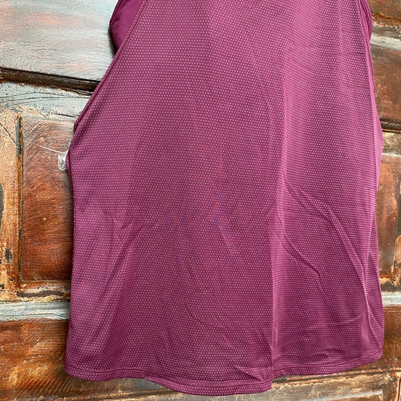 Lululemon Pushing limits Tank - Marvel - Picture 7 of 15